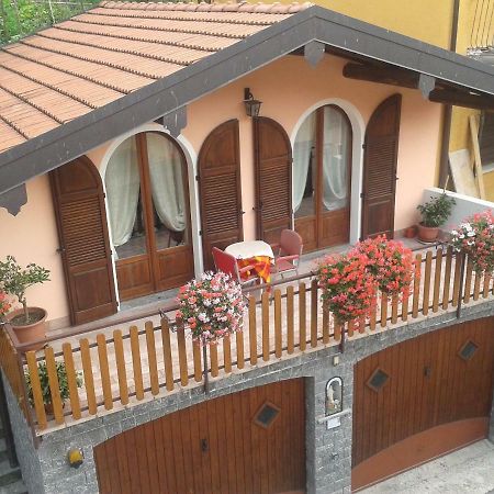 Chalet Con Piscina Garzeno 外观 照片
