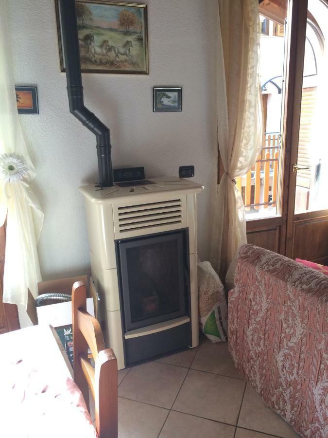 Chalet Con Piscina Garzeno 外观 照片