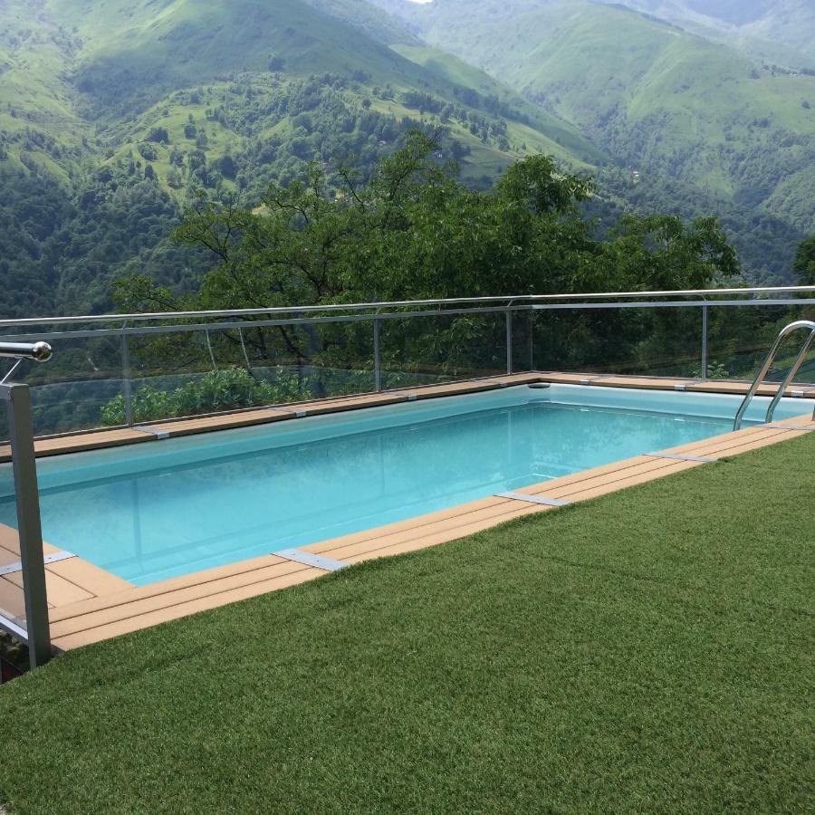 Chalet Con Piscina Garzeno 外观 照片