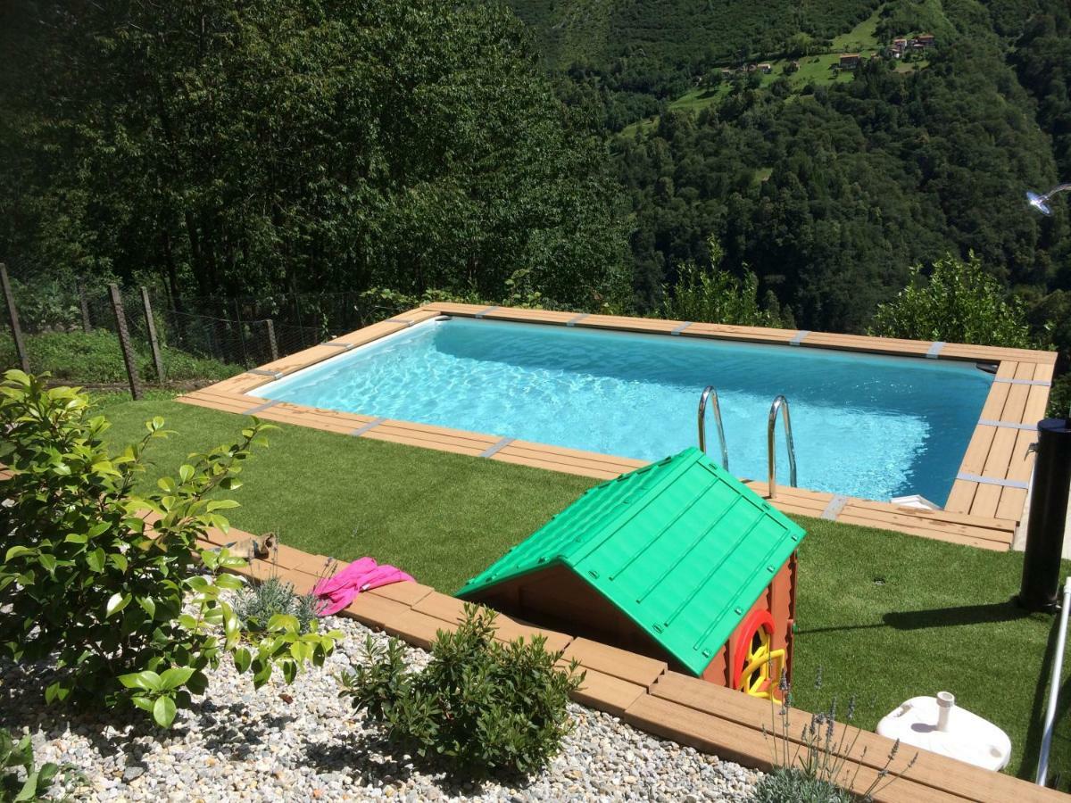 Chalet Con Piscina Garzeno 外观 照片