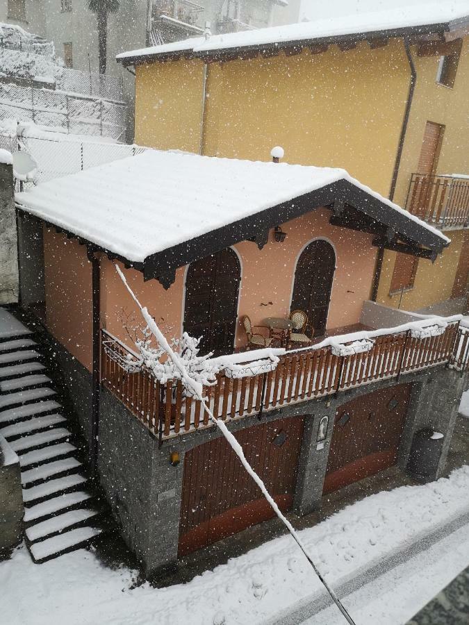 Chalet Con Piscina Garzeno 外观 照片