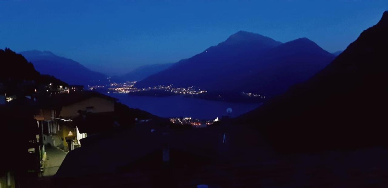 Chalet Con Piscina Garzeno 外观 照片